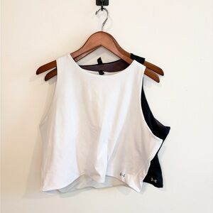 Under Armour Women's White and Black Tank Top Bundle Size 3X Reversible